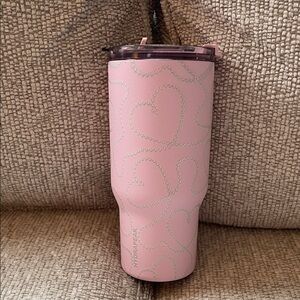 NWT HydraPeak Pink Tumbler with Pearl and Heart Design